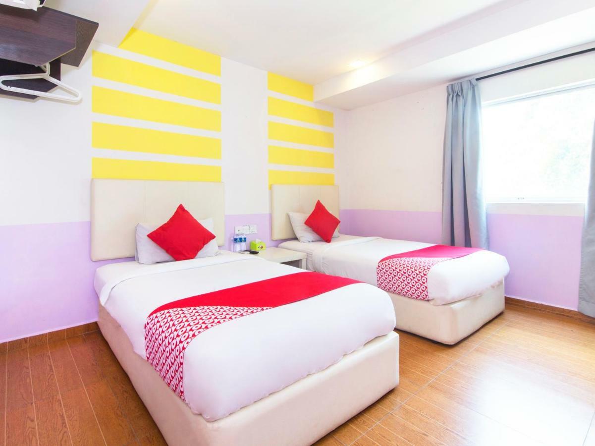 Oyo 419 City Boutique Hotel Bangi Exterior photo
