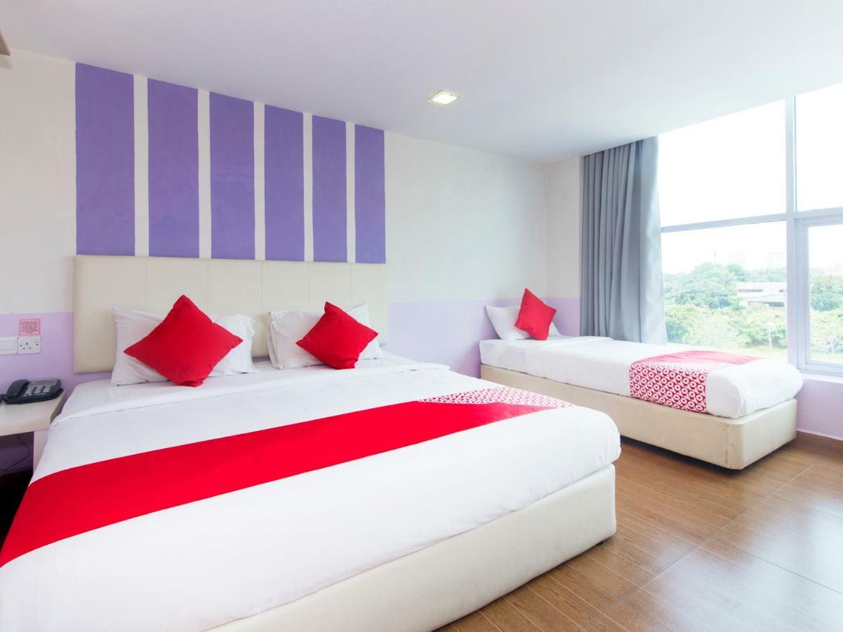 Oyo 419 City Boutique Hotel Bangi Exterior photo