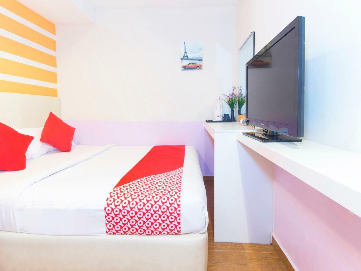 Oyo 419 City Boutique Hotel Bangi Exterior photo