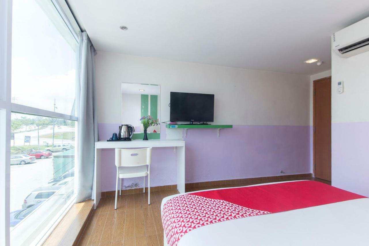 Oyo 419 City Boutique Hotel Bangi Exterior photo